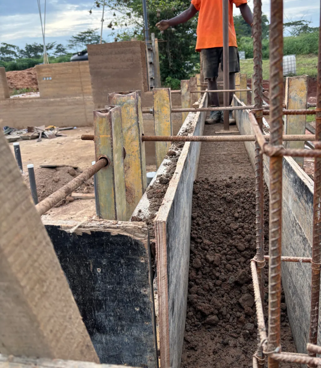 Rammed earth construction process